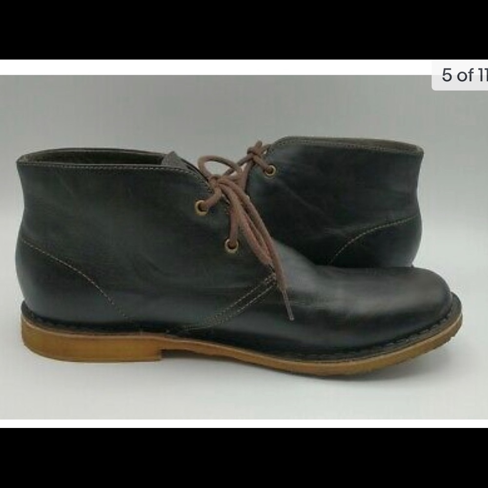 UGG Men's Leighton Chukka Boot - Picture 2 of 5